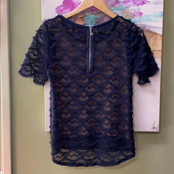 Scalloped lacy Sanctuary top - Picture 2 of 7